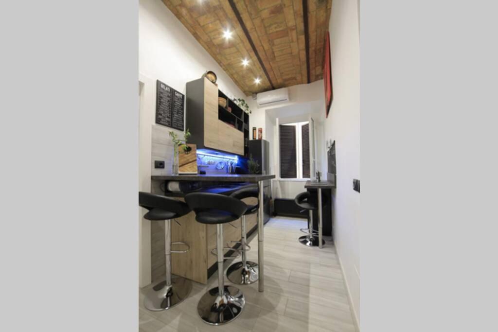 Elegant Apartment In Inner City At Vatican - Netflix And Optical Fiber Róma Kültér fotó